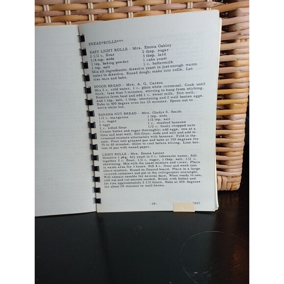 First Pilgrim Church High Point, NC Spiral Cookbook 1950s 1960s Retro Vintage - Picture 16 of 16